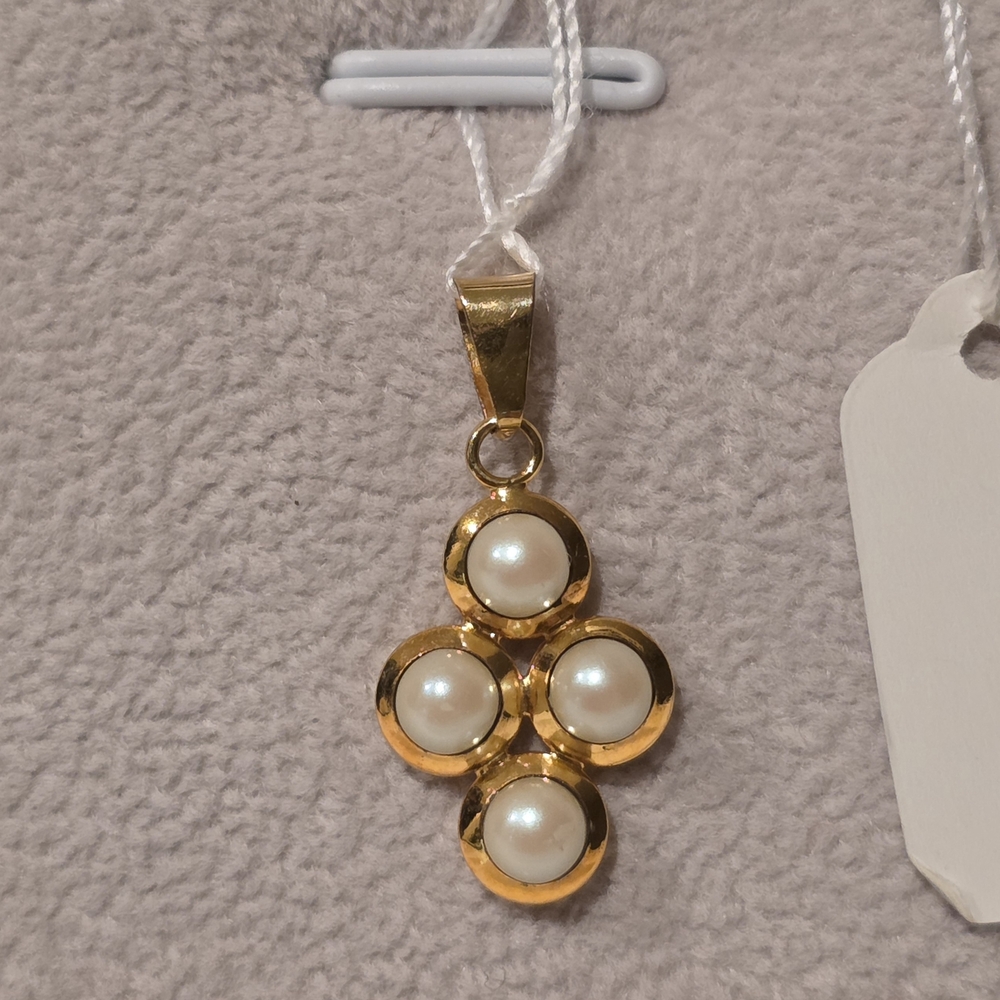 18K Real Gold and Pearl Pendant